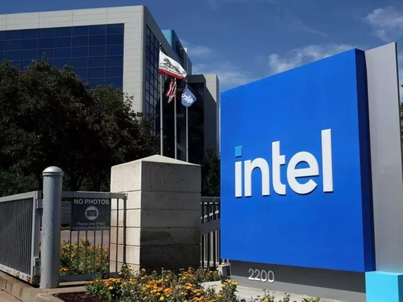 اینتل حداقل ۱۰ هزار فرصت شغلی را در کارخانه‌های خود حذف
می‌کند